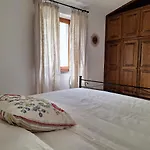 Apartment La Barca